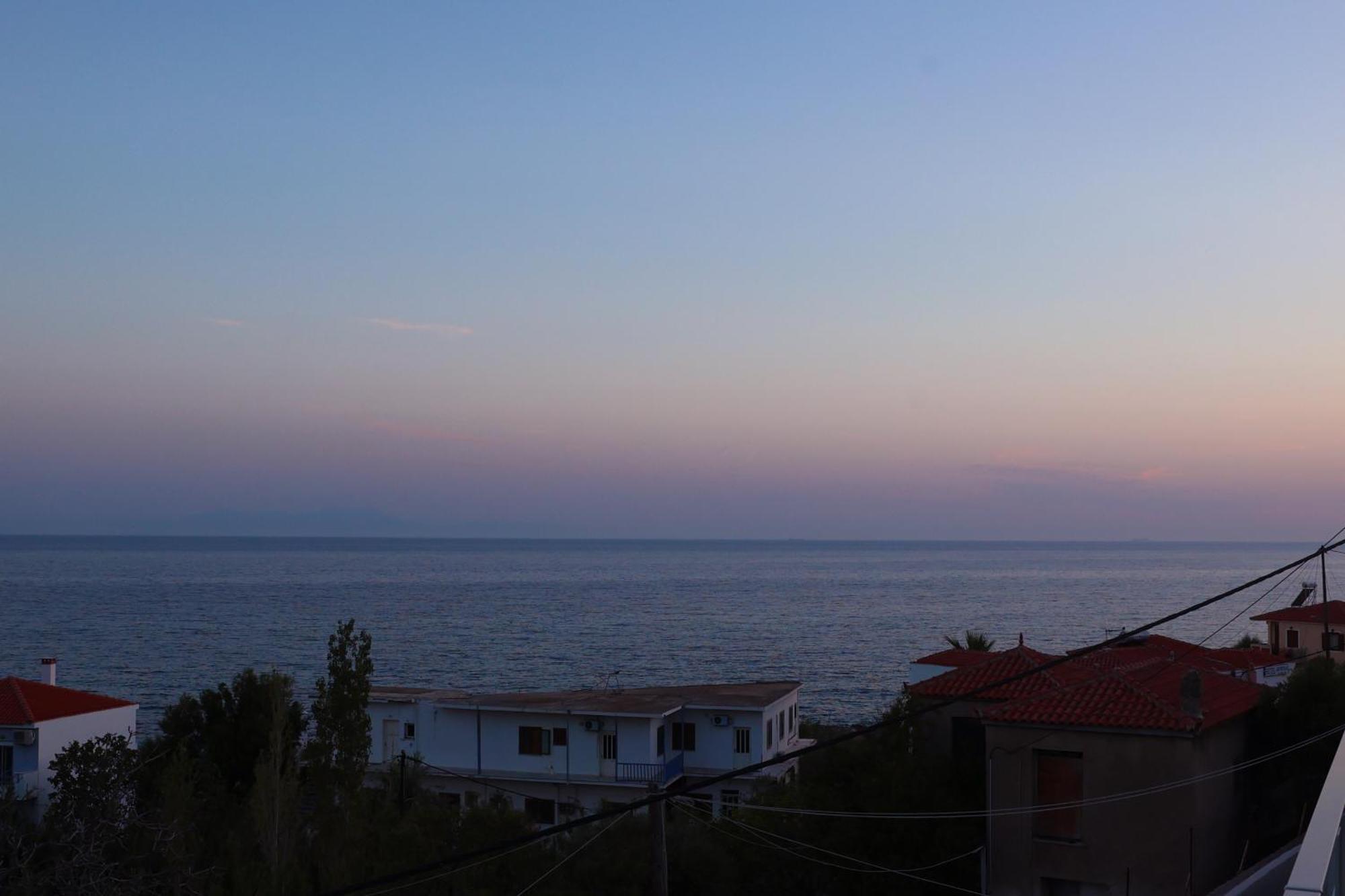 Ocean View Studios And Luxury Rooms Plomari Exterior foto