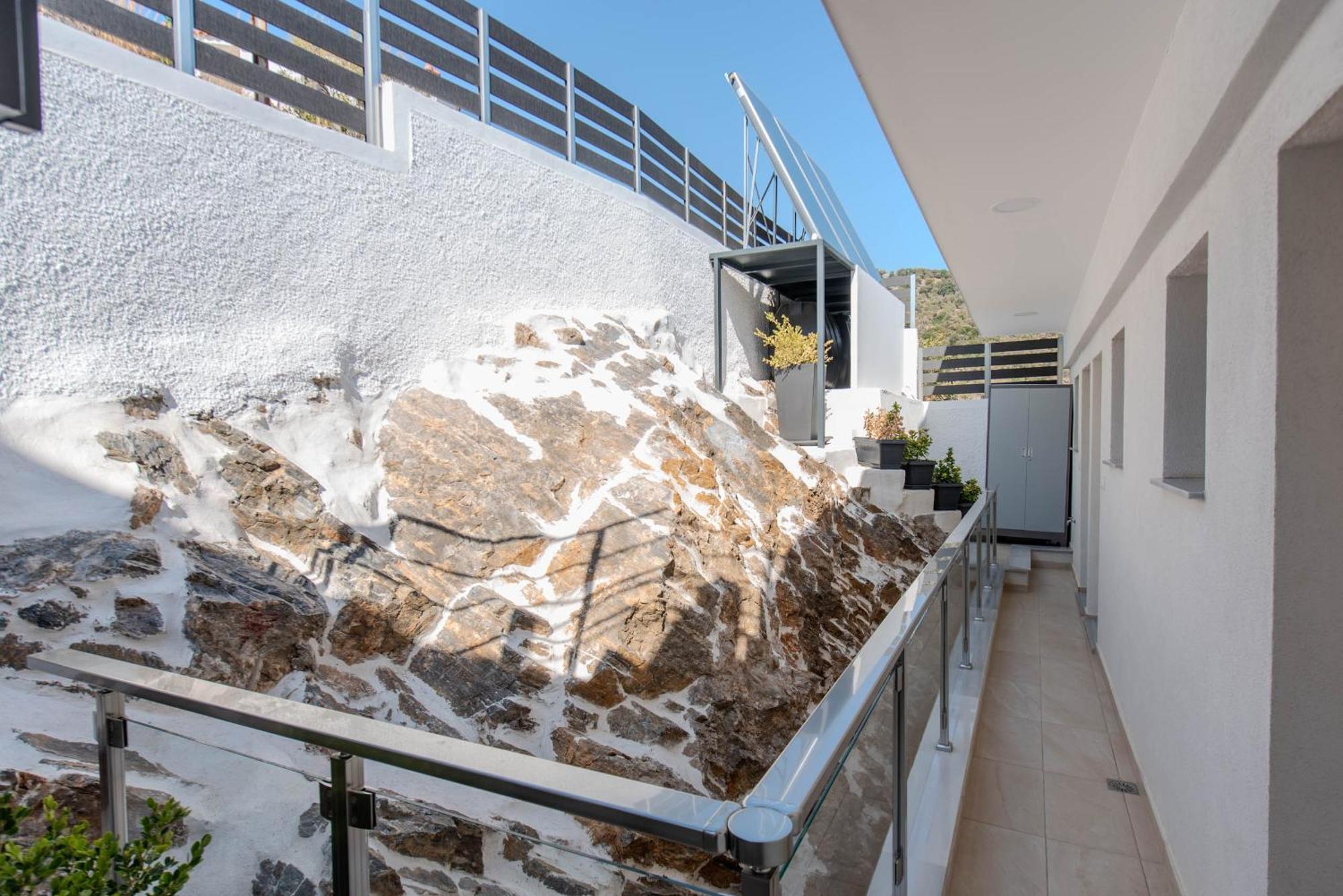 Ocean View Studios And Luxury Rooms Plomari Exterior foto